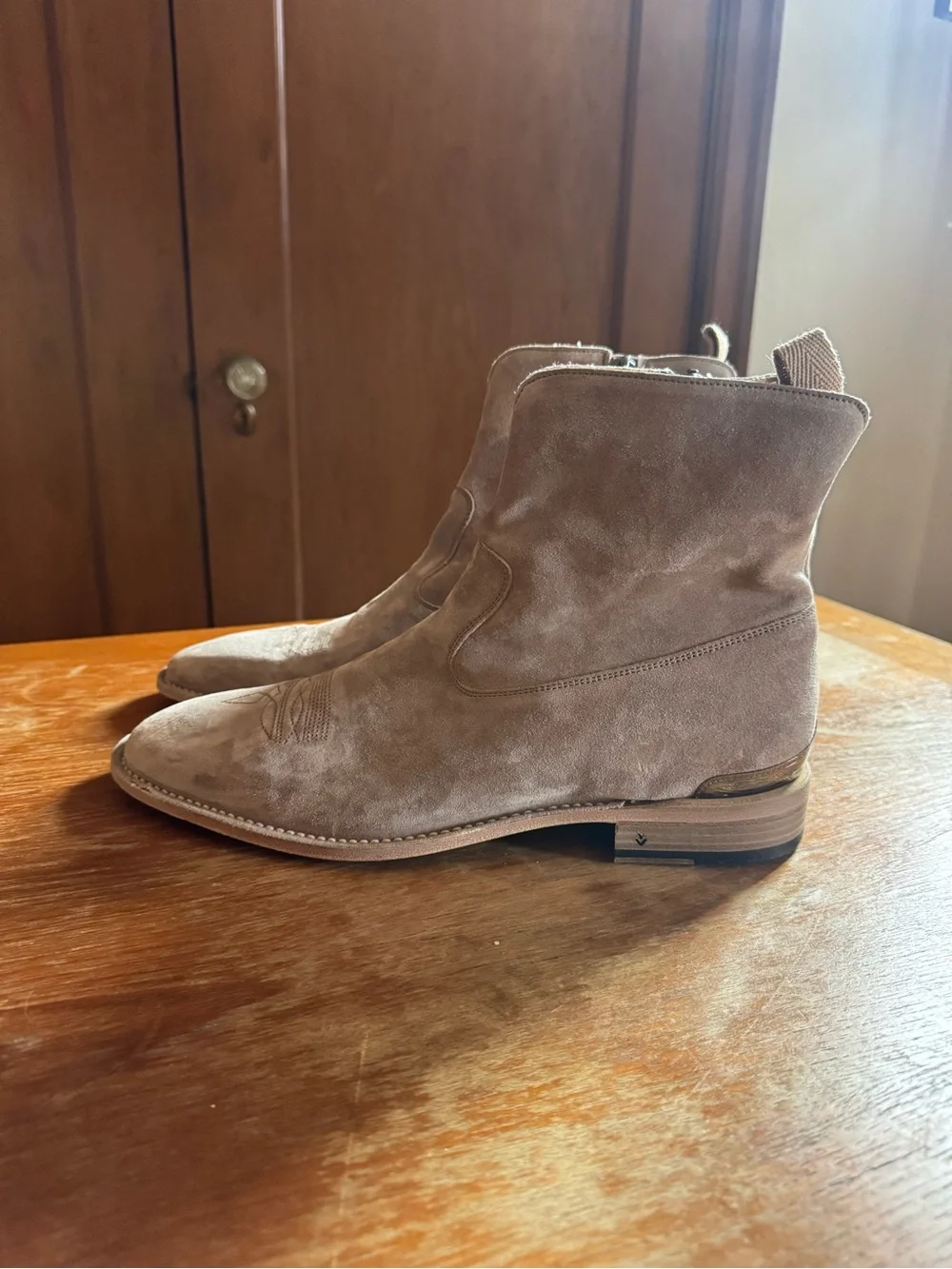 John Varvatos Walker Rancher Boots Men’s 11.5 Taupe Gray Suede Side Zip Italy